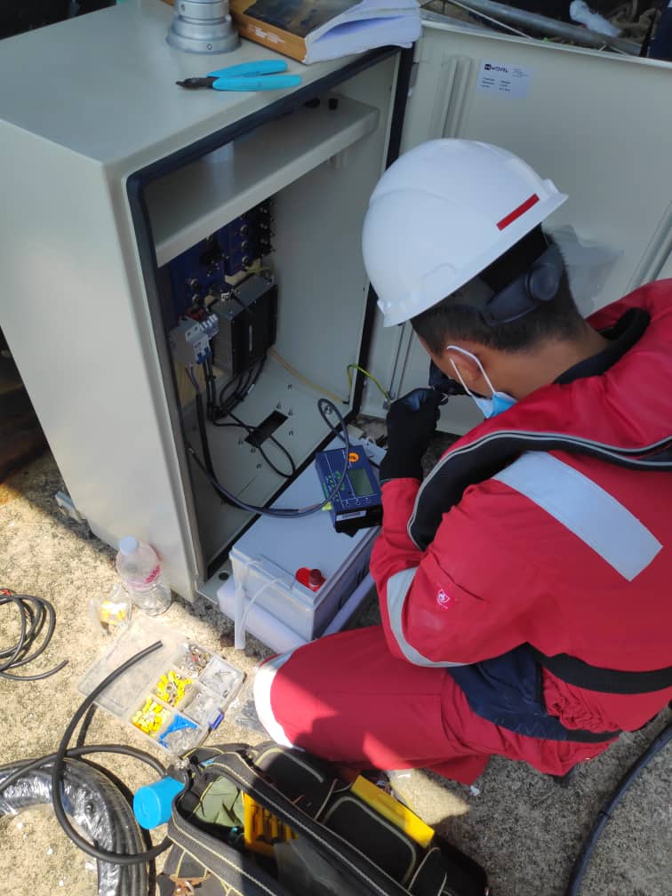 INSTALLATION WORK - KERTIH SOUTH LIGHT BEACON AIS METHYDRO STATION